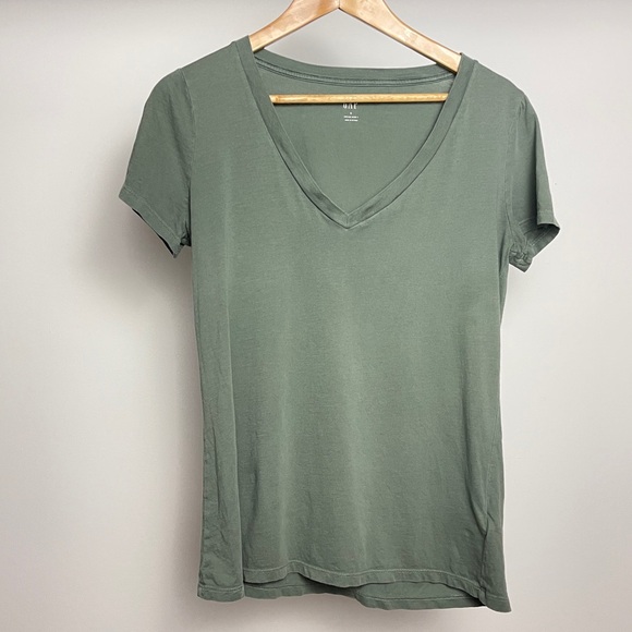 GAP Tops - GAP Olive Green Vintage Wash Tee Size S